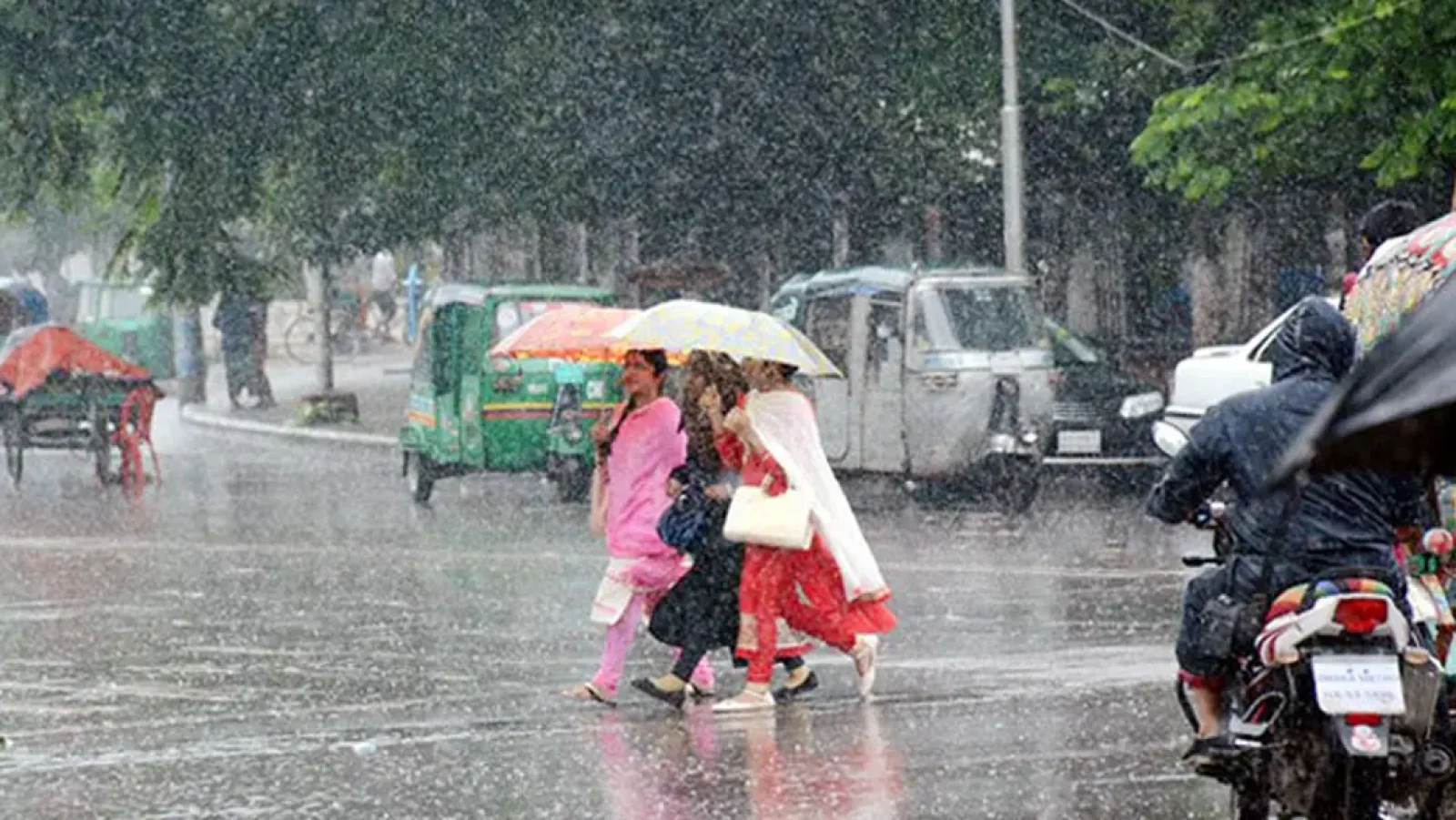 গত ২৪ ঘণ্টায় ঢাকায় ৪১ মিলিমিটার বৃষ্টি