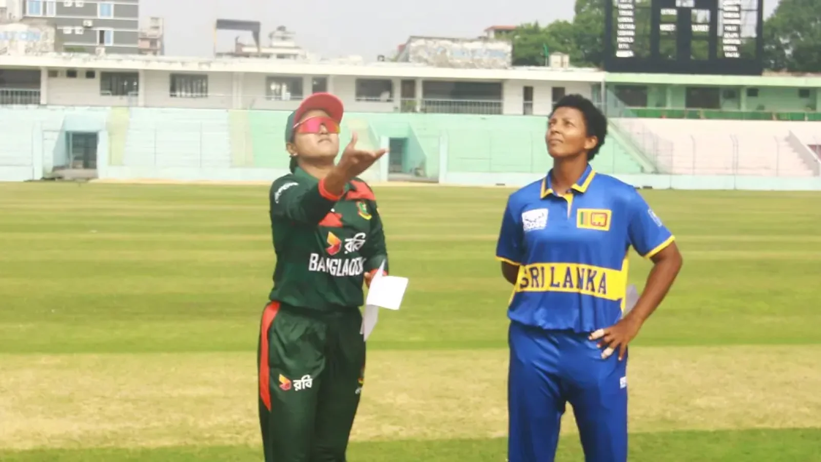 শ্রীলঙ্কাকে ২০৫ রানে থামাল বাংলাদেশ