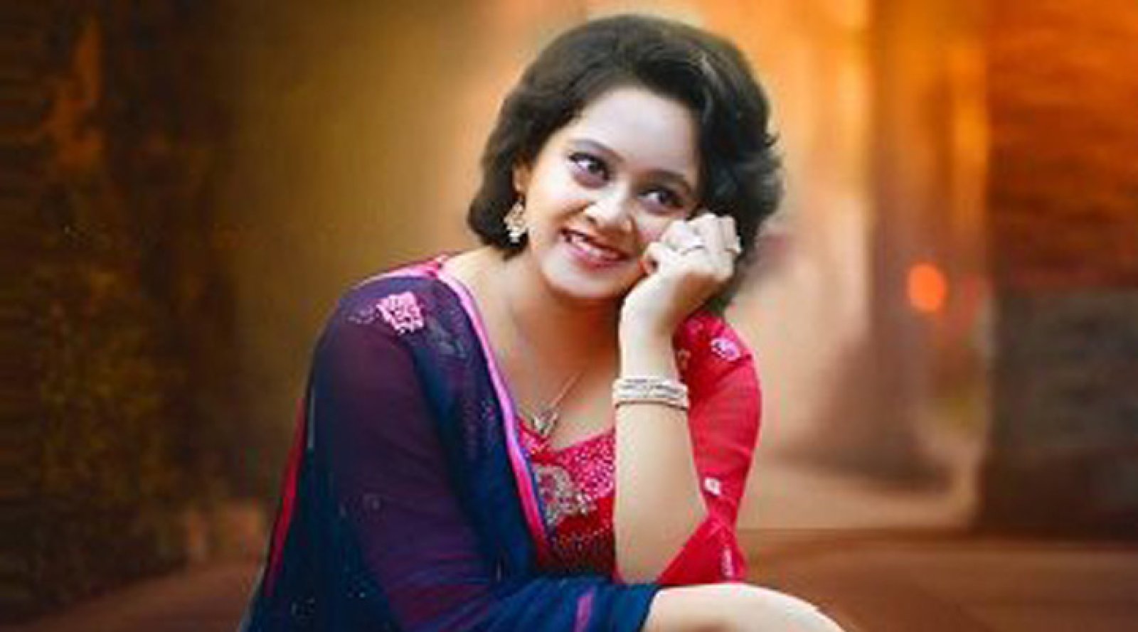 এবার ‘বিদায়’ দিয়ে ফিরছেন দীঘি