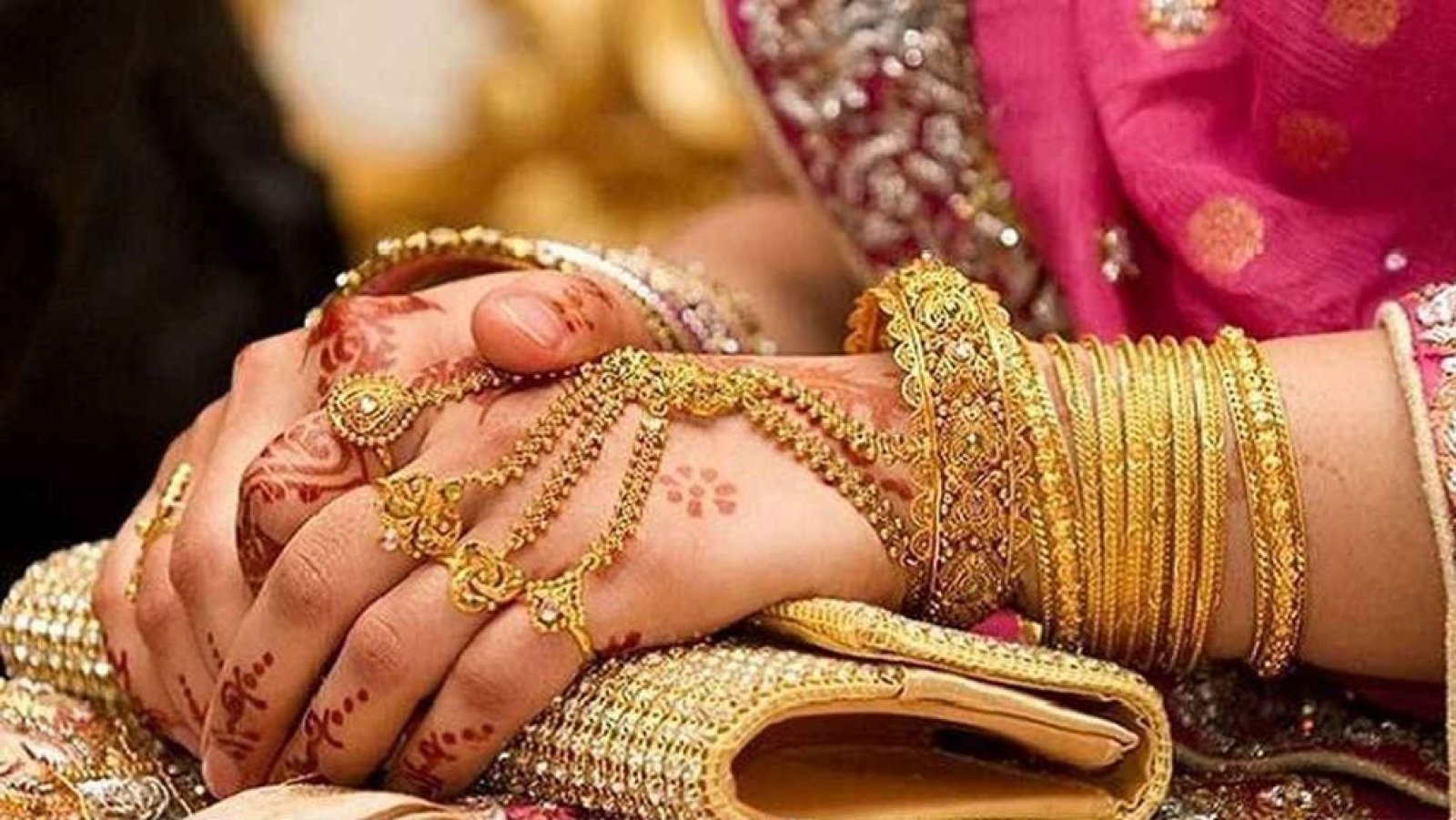 ভরিতে সোনার দাম বাড়লো ৫৪৮২ টাকা