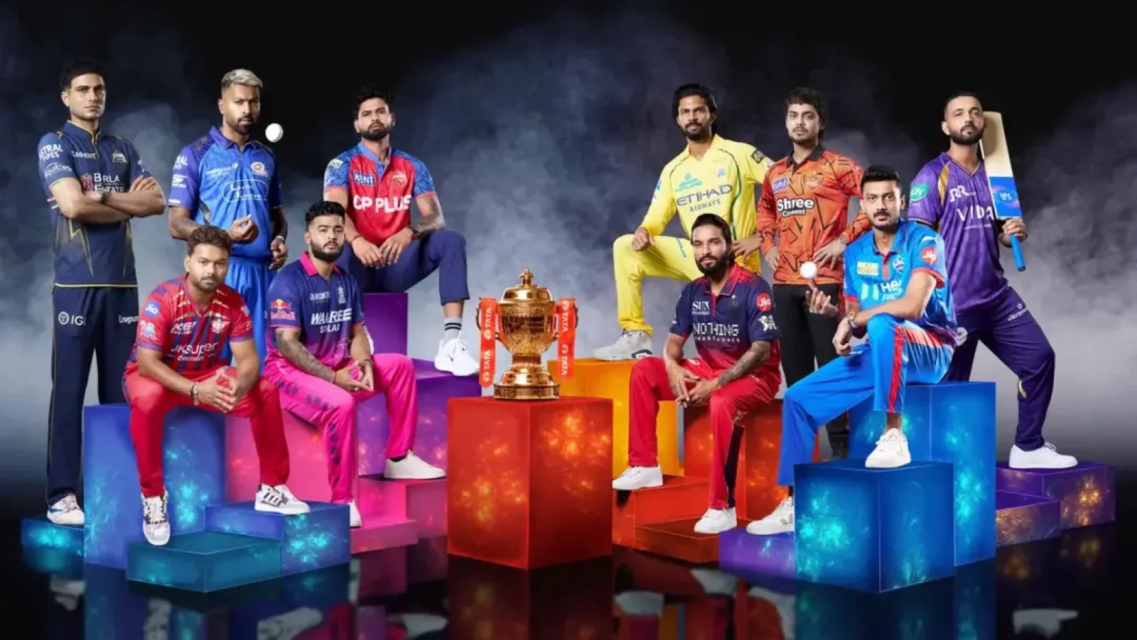 কারা এগিয়ে, কার সামনে কী সমীকরণ