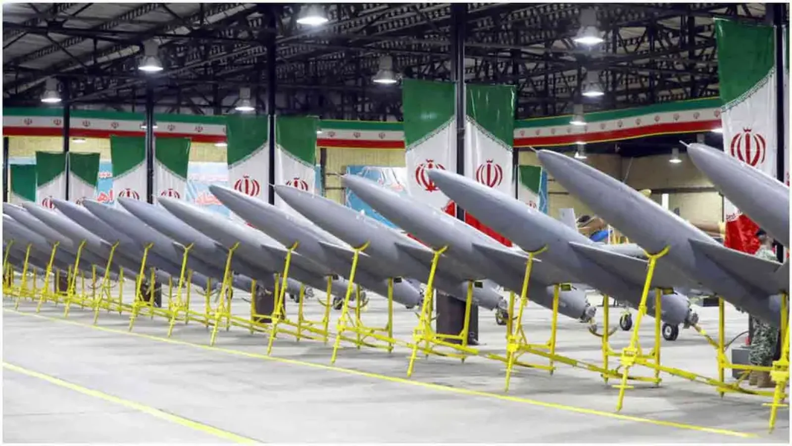 বছরের পর বছর যুদ্ধ করার মতো ক্ষেপণাস্ত্র ও ড্রোনের মজুত রয়েছে : ইরান