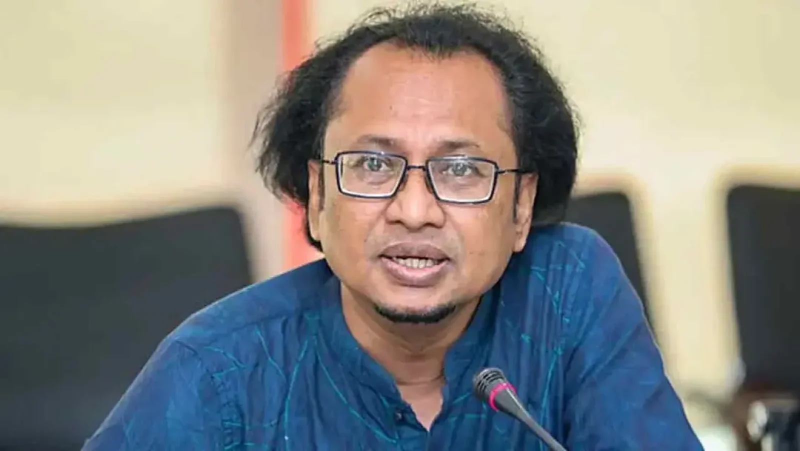 গণমাধ্যম যেন হাসিনার বক্তব্য প্রচার না করে, করলে ব্যবস্থা নেবে সরকার : ডা. জাহেদ উর রহমান