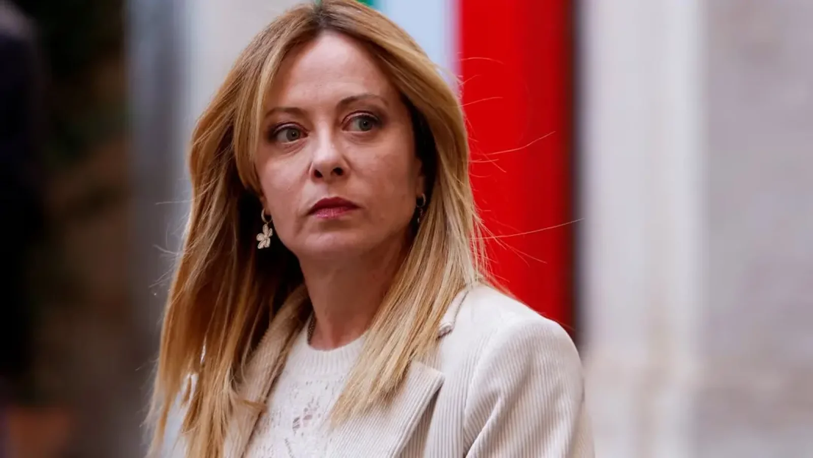 পোপকে নিয়ে ট্রাম্পের ‘অশালীন’ মন্তব্য, ক্ষেপলেন মেলোনি