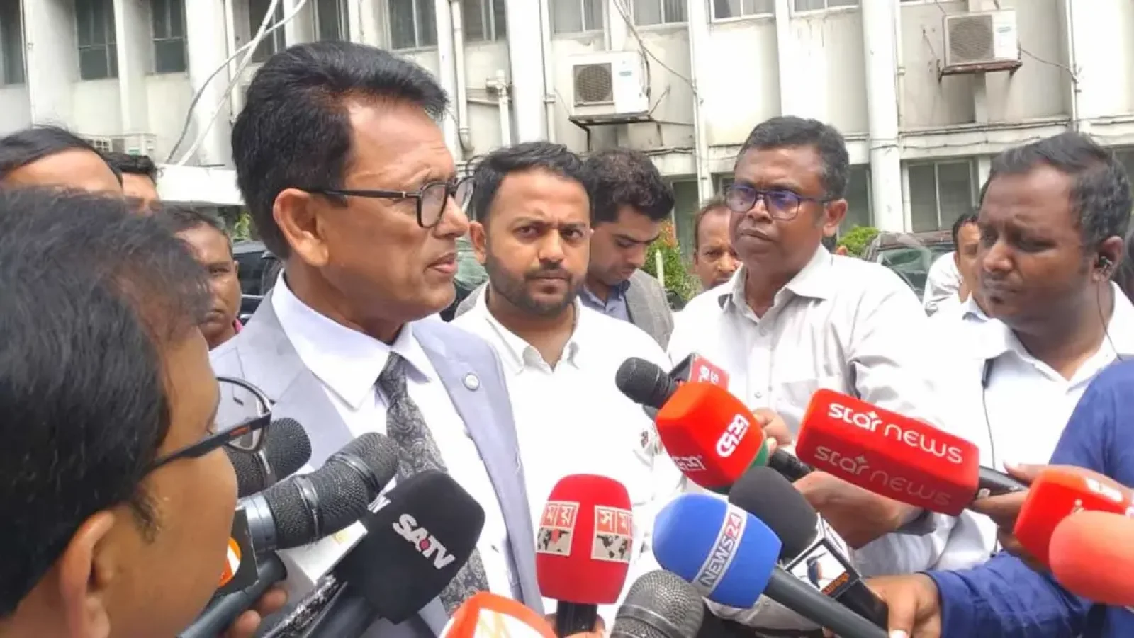 বোর্ড পরীক্ষার দীর্ঘসূত্রতায় শিক্ষার্থীদের সময় নষ্ট হচ্ছে: শিক্ষামন্ত্রী