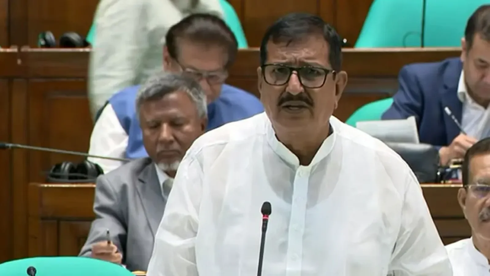 ঢাকা মহানগরের খাসজমি বরাদ্দের সুযোগ নেই : সংসদে ভূমিমন্ত্রী