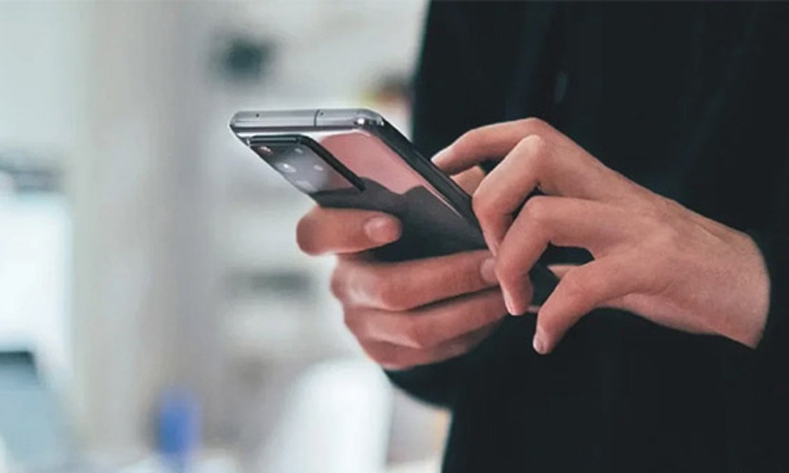 ১০০ টাকা মোবাইল রিচার্জে কর কত