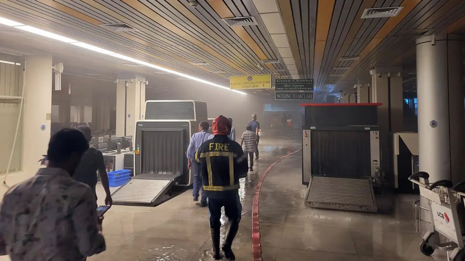 সিলেট আন্তর্জাতিক বিমানবন্দরের সার্ভার রুমে আগুন