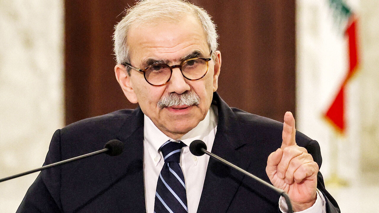 হিজবুল্লার রাজনৈতিক কার্যক্রম নিষিদ্ধ করলেন লেবাননের প্রধানমন্ত্রী