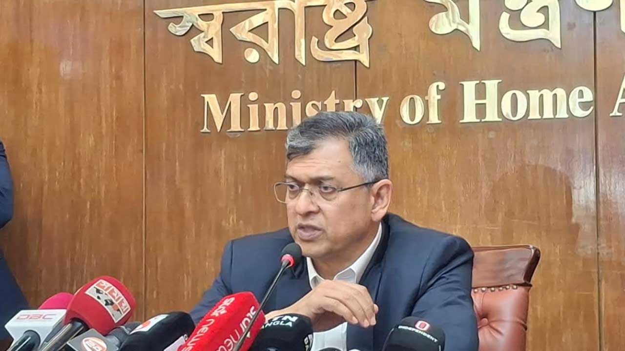 দেশের আইনশৃঙ্খলা পরিস্থিতি আগের চেয়ে অনেক ভালো : স্বরাষ্ট্রমন্ত্রী