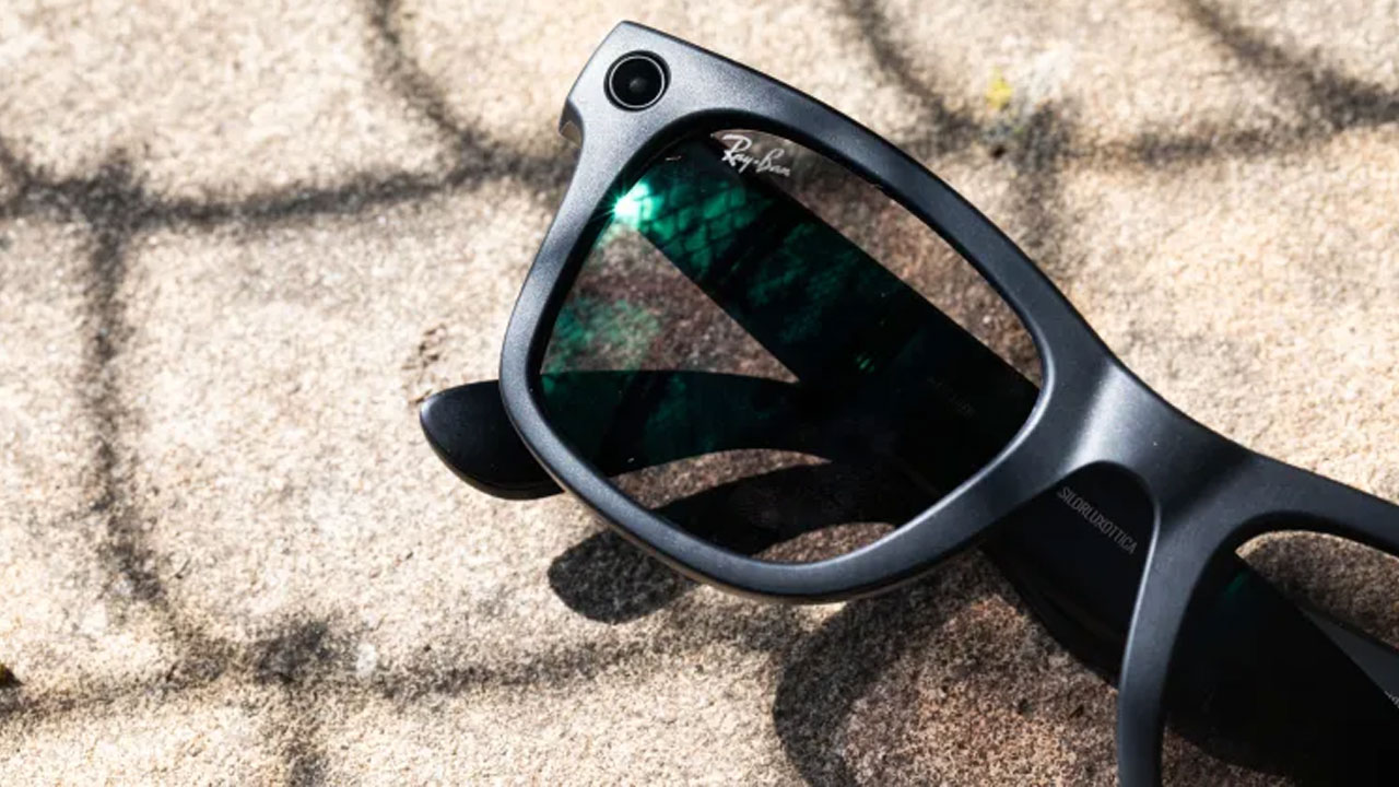 এআই চশমা, পেনড্যান্ট ও ক্যামেরাযুক্ত এয়ারপডস আনছে অ্যাপল