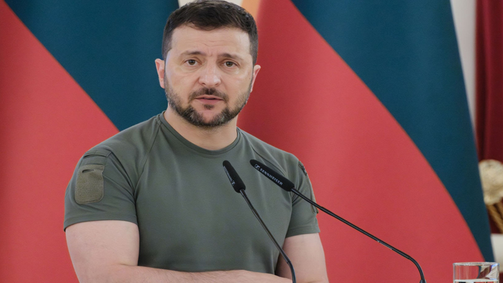 পুতিন ‘ধাপ্পাবাজি’ করছেন, ট্রাম্পকে আগেই সতর্ক করেছি: জেলেনস্কি