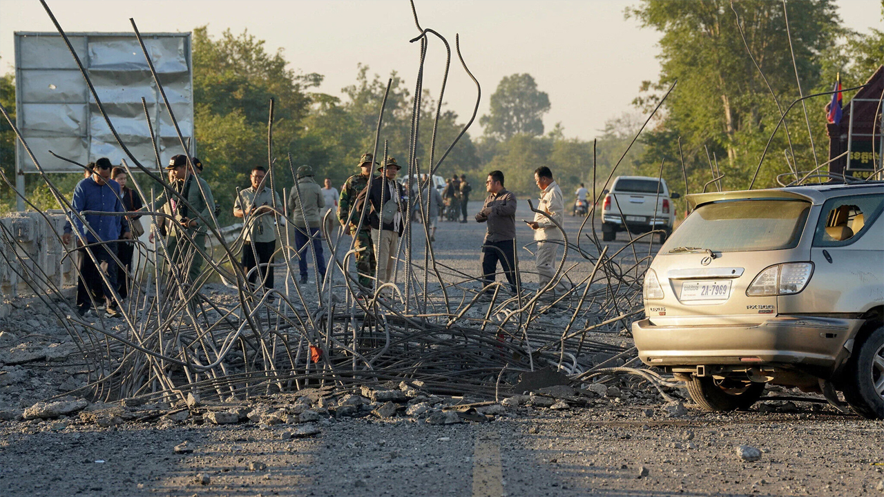 যুদ্ধবিরতিতে রাজি হলো কম্বোডিয়া-থাইল্যান্ড