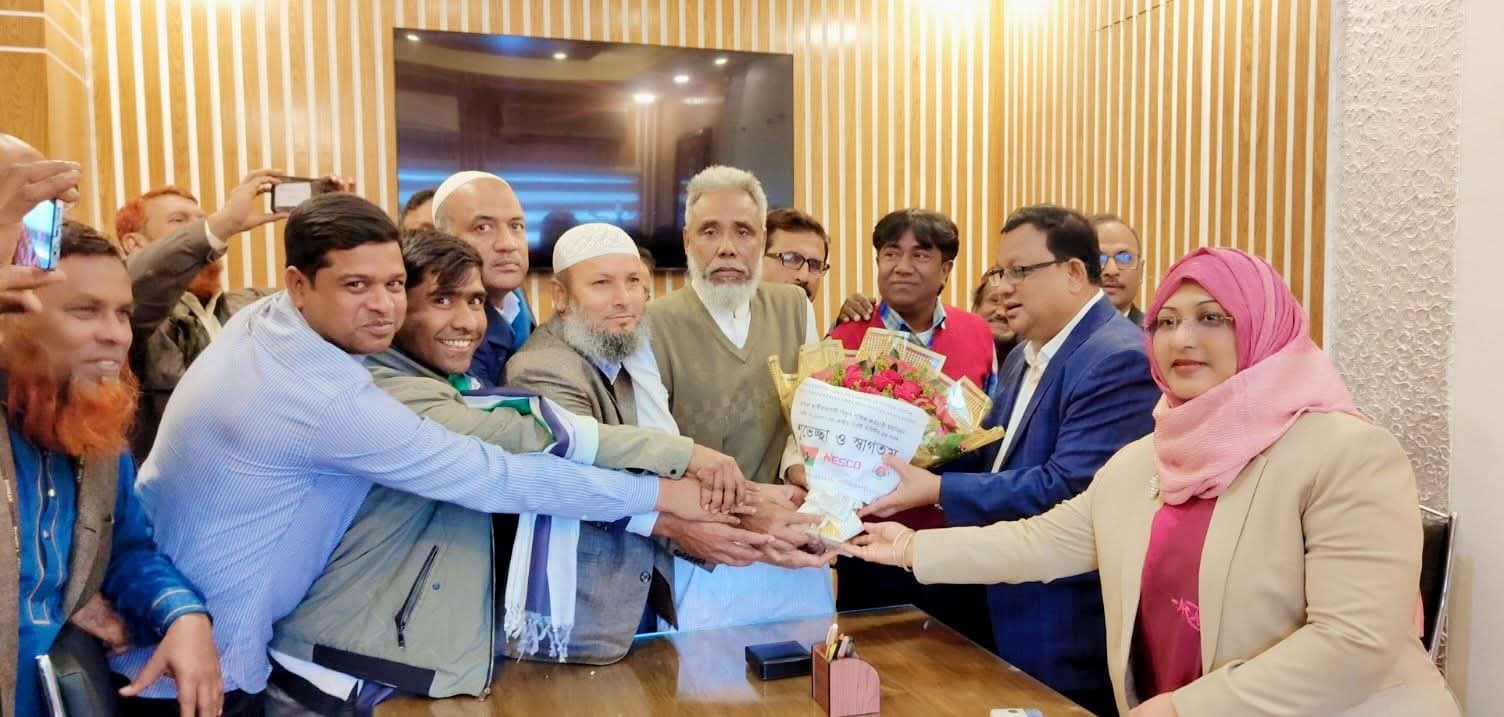 নেসকোর নবনিযুক্ত এমডি মশিউর রহমানকে ফুলেল শুভেচ্ছা