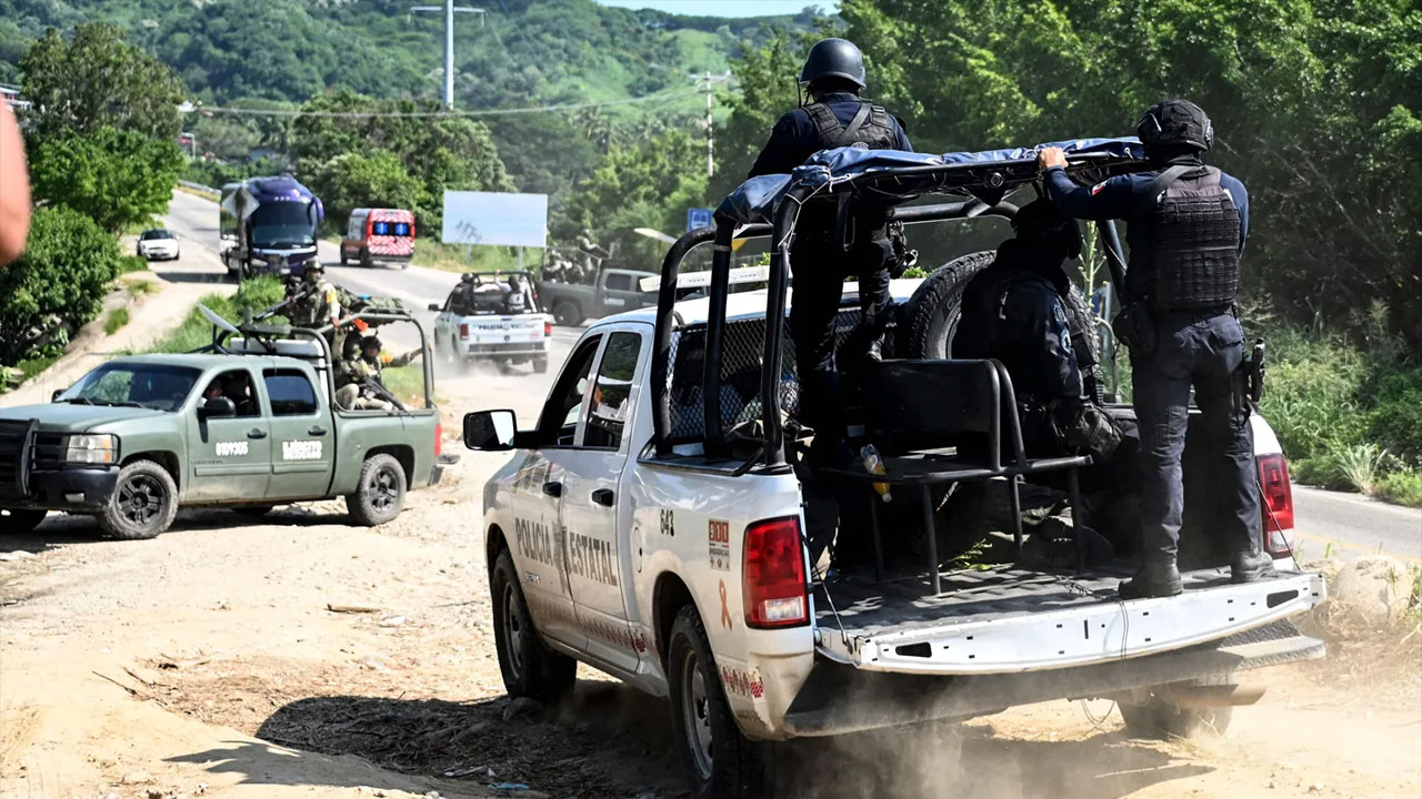 মেক্সিকোতে মহাসড়কের পাশ থেকে মরদেহ উদ্ধার ২০