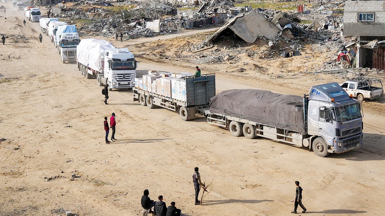 গাজায় এক দিনে ঢুকল ৪০০ ত্রাণবাহী ট্রাক