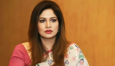 পঞ্চাশ পেরিয়েও রুবাবা নিজেকে ফিট রেখেছেন যেভাবে