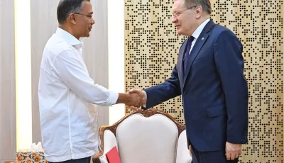 প্রধানমন্ত্রীর সঙ্গে রোসাটম মহাপরিচালকের সৌজন্য সাক্ষাৎ