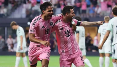 ‘লিও মেসি স্ট্যান্ডের’ সামনে মেসির গোল