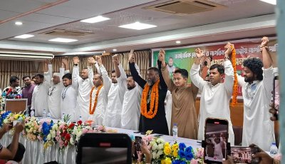 এনসিপিতে যোগ দিলেন কাফি-রনি-ইসহাক সরকার