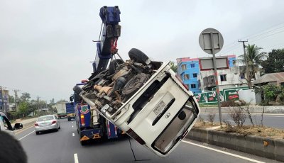 বগুড়ায় মাইক্রোবাসে গ্যাস সিলিন্ডার বিস্ফোরণে নিহত ৩