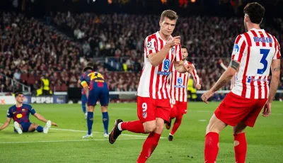 বার্সেলোনাকে হারিয়ে এগিয়ে গেল অ্যাতলেটিক