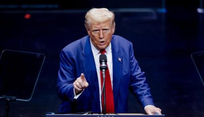 ইরানের সঙ্গে আলোচনার আগে ‘সতর্ক আশাবাদ’  ট্রাম্পের