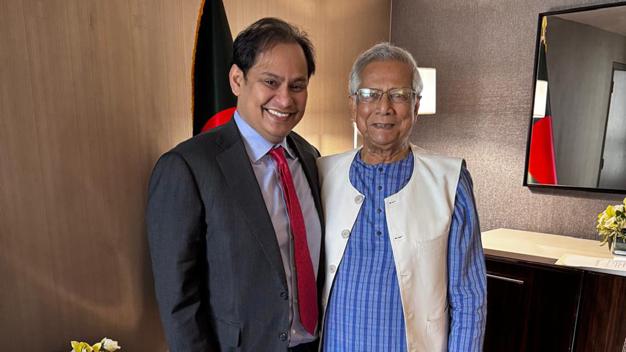 বাংলাদেশে বিনিয়োগের আগ্রহ প্রকাশ স্ন্যাপচ্যাটের সাবেক সিএসও