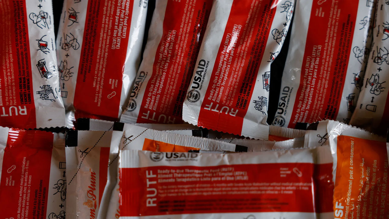 যুক্তরাষ্ট্র ২৭ হাজার ক্ষুধার্ত শিশুর পুষ্টিসমৃদ্ধ খাদ্য ধ্বংস করছে