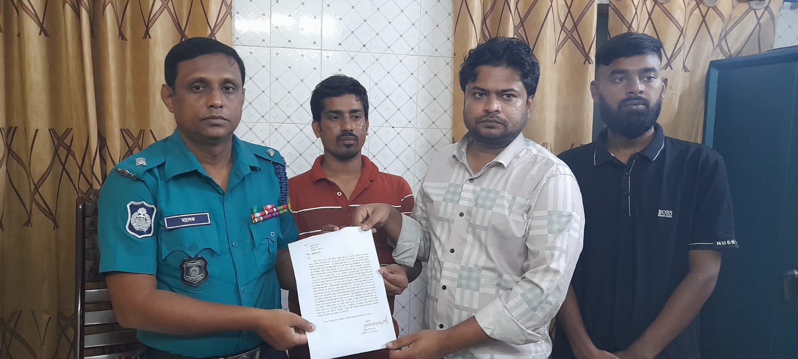 এবার নিজ দলের নেতার বিরুদ্ধে মামলা করলো ছাত্রদল