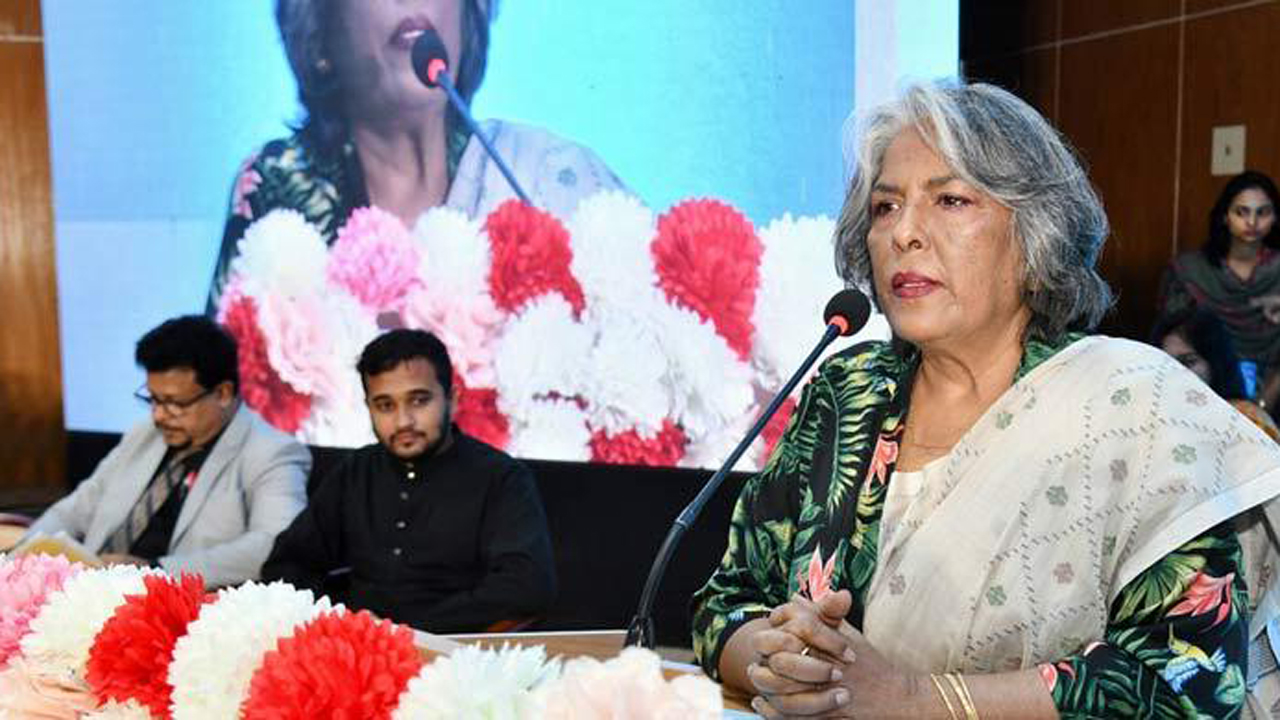 প্রশিক্ষণপ্রাপ্ত তরুণরা নতুন সমাজ গড়বে : শারমীন এস মুরশিদ