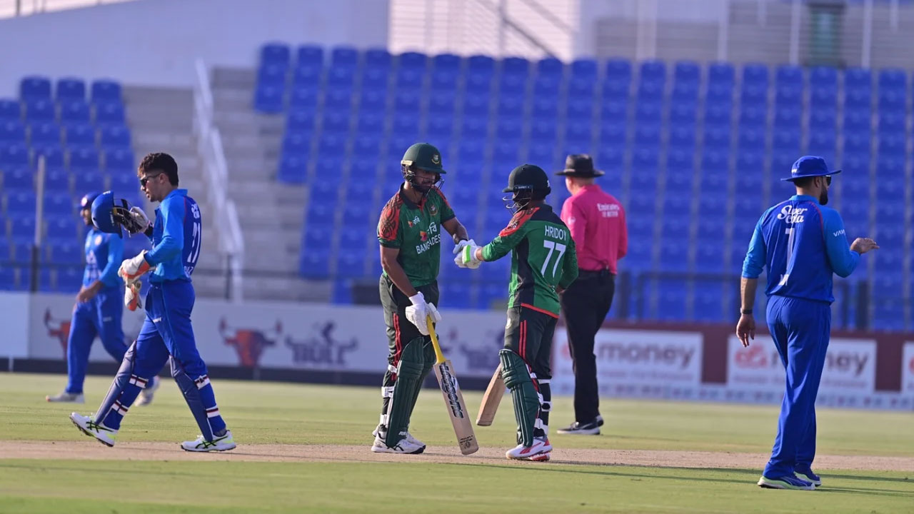 ব্যাটিং ব্যর্থতায় আফগানিস্তানের কাছে হারল বাংলাদেশ