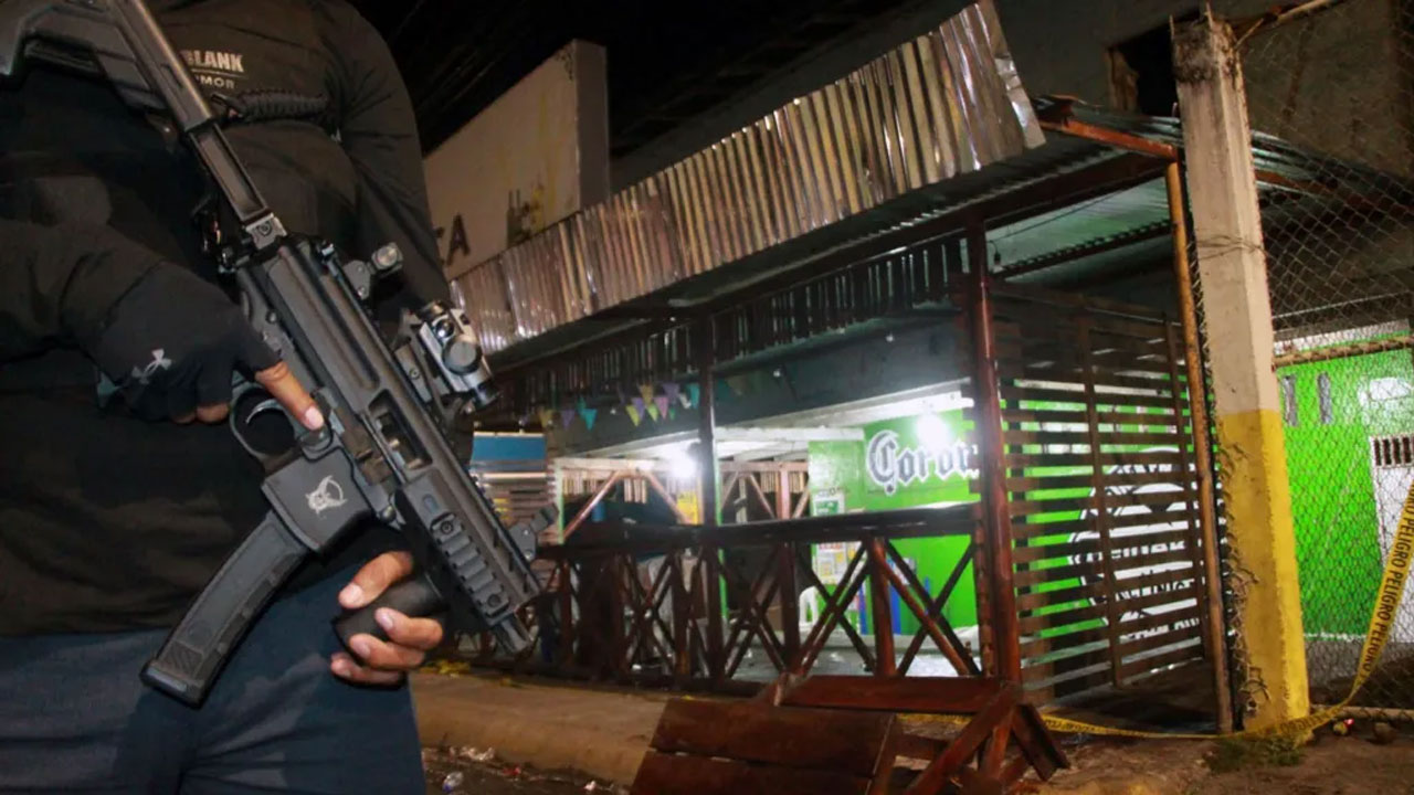 ইকুয়েডরে বারে বন্দুকধারীদের হামলায় নিহত ১৭