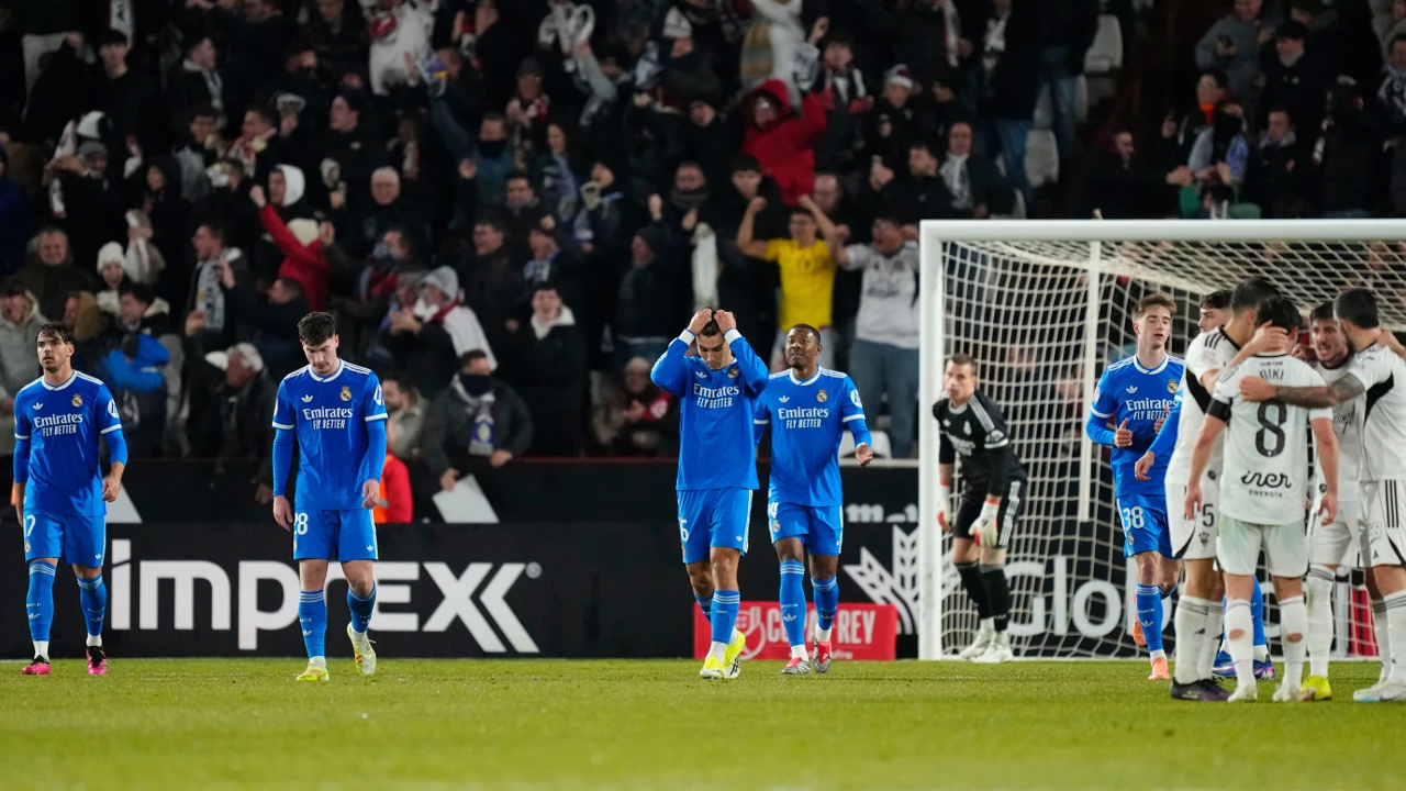 নতুন কোচের অভিষেকে কোপা দেল রেত থেকে বিদায় রিয়াল